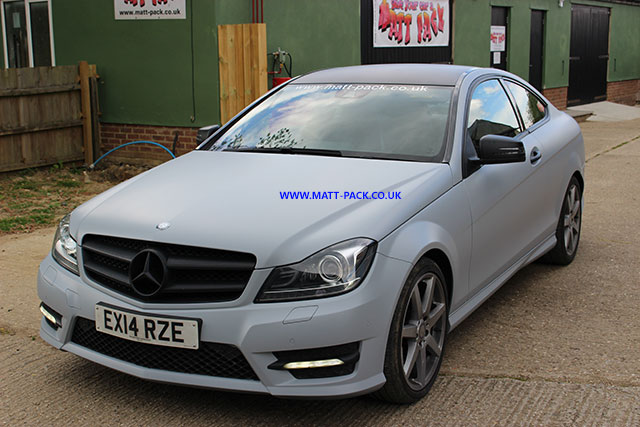 clio spray wrapped in fulldip cherry red at matt-pack